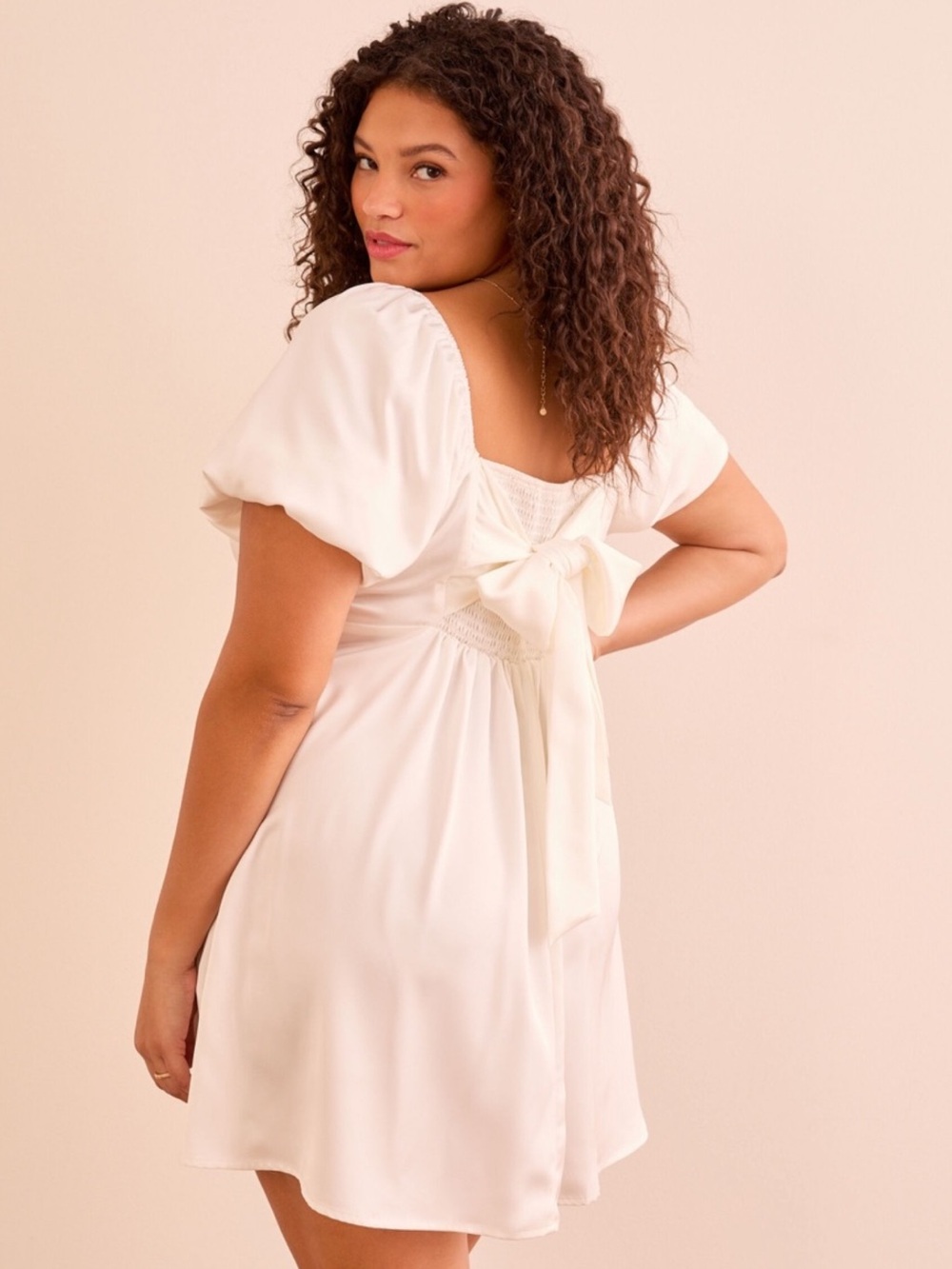 Arula Satin Mini Dress Bow Tie Back White Size 1X